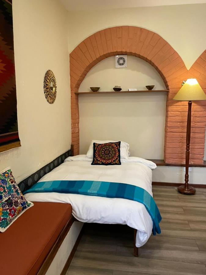 Casa Lunaloma - Boutique Apartments Кито Екстериор снимка