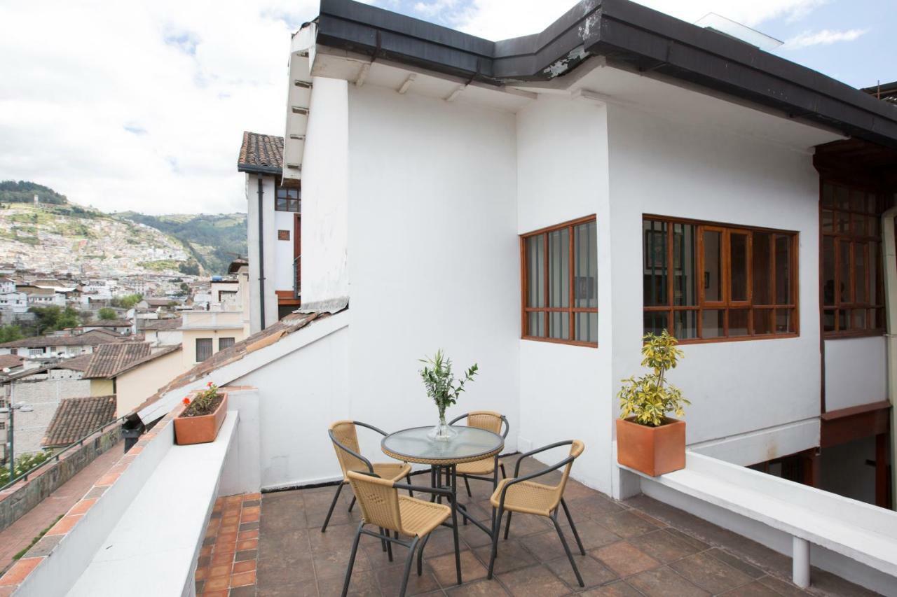 Casa Lunaloma - Boutique Apartments Кито Екстериор снимка
