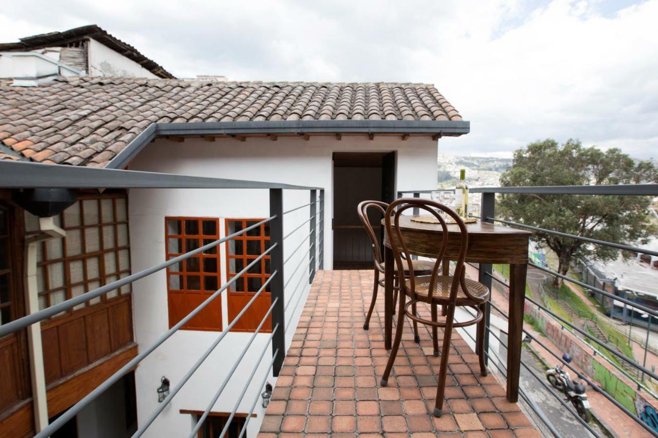 Casa Lunaloma - Boutique Apartments Кито Екстериор снимка